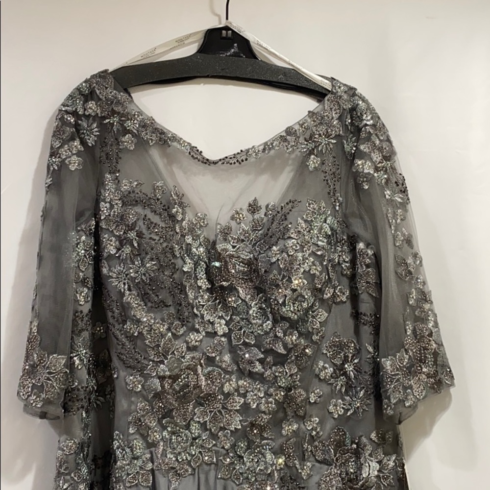 Montage by Moncheri illusion 3/4 length sleevesV- back long gown - Picture 5 of 11